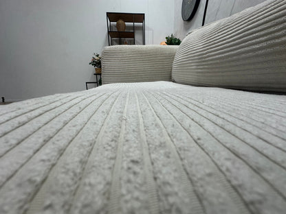 Witte Ribstof Lounge Zetel ~ Losse Kussens Met Afneembare Hoezen