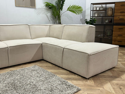 !Showroommodel! Crème Suède Stoffen Hoekzetel