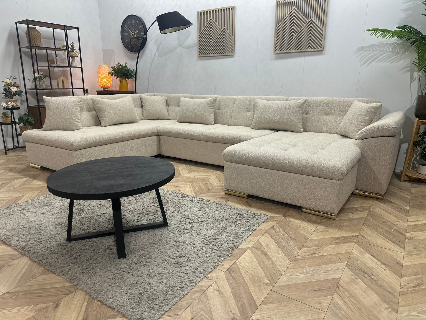 !Showroommodel! Witte/Crème Bouclé Stoffen U Zetel