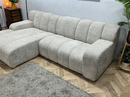 !Showroommodel! Witte/Crème Cremona Stoffen Hoekzetel