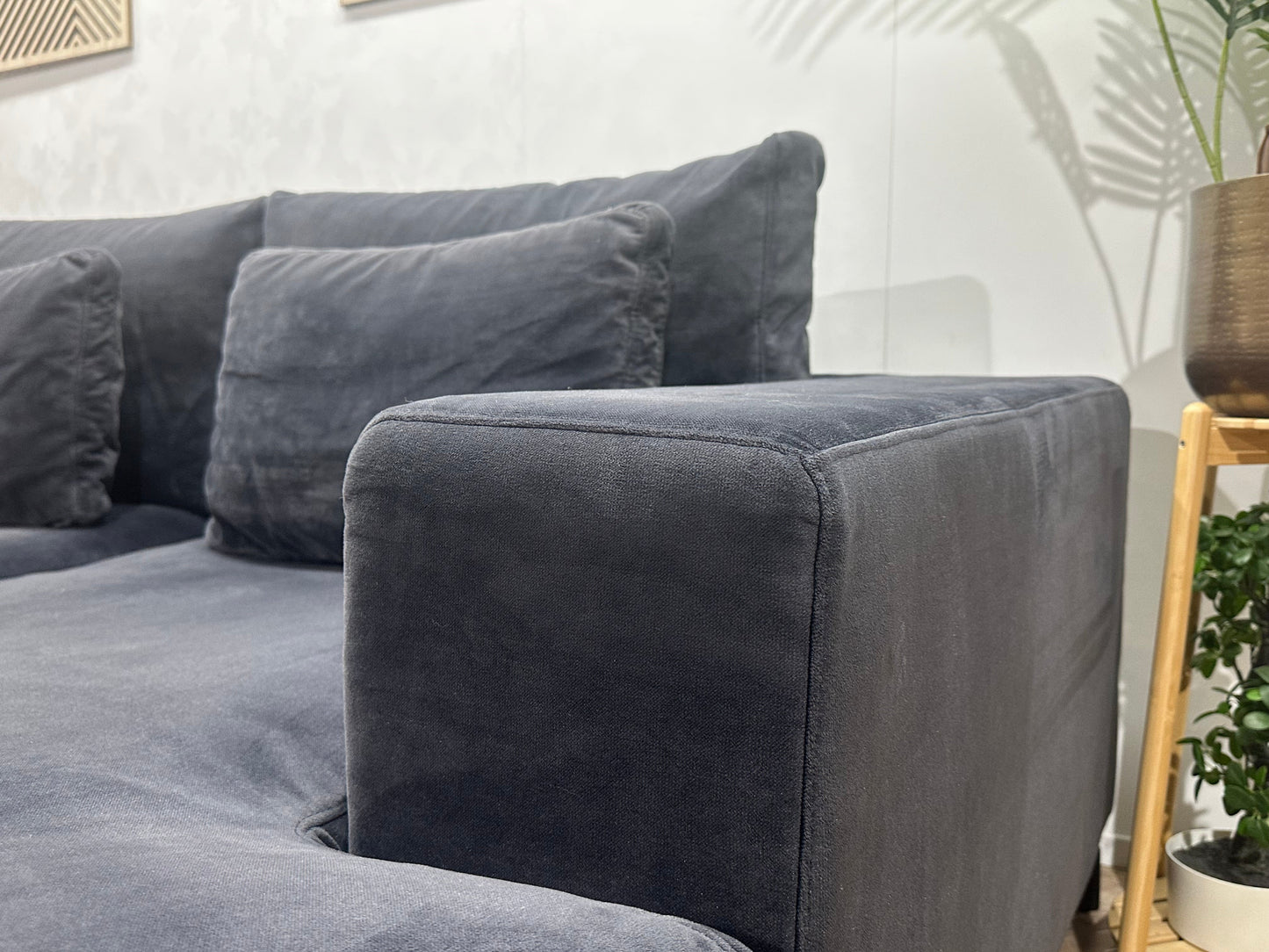 Antraciet Velvet Hoekzetel ~ Losse Kussens Met Afneembare Hoezen