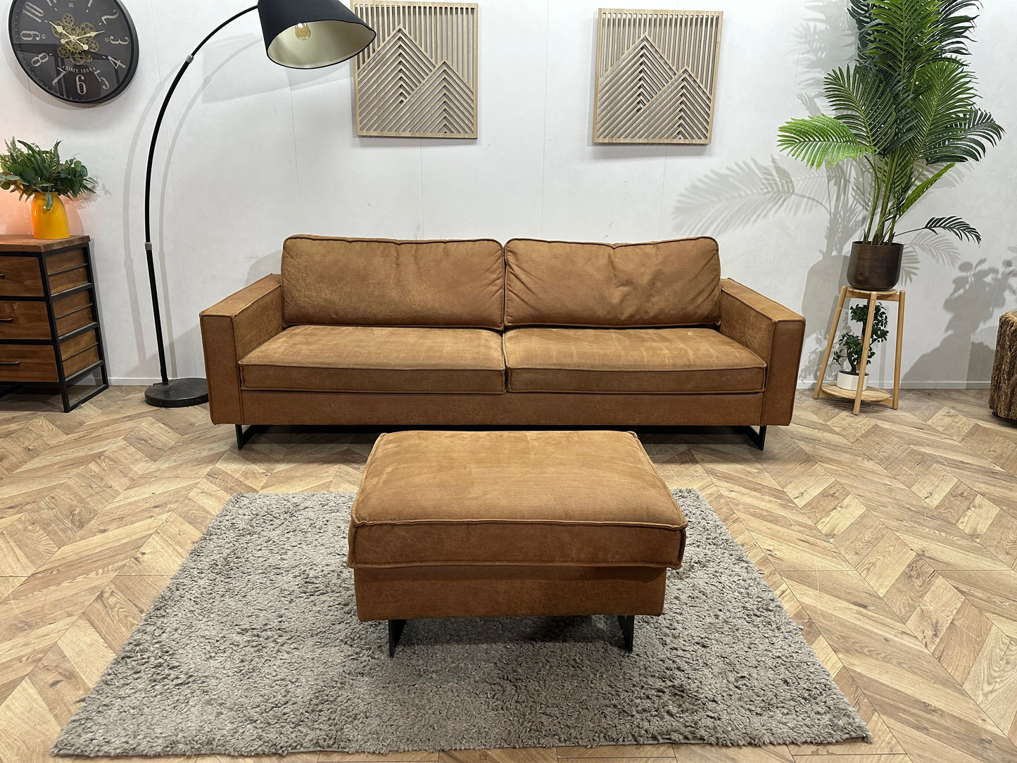 Cognac Bruine Suède Stoffen 2.5-Zits Inc Hocker ~ Losse Kussens Met Afneembare Hoezen