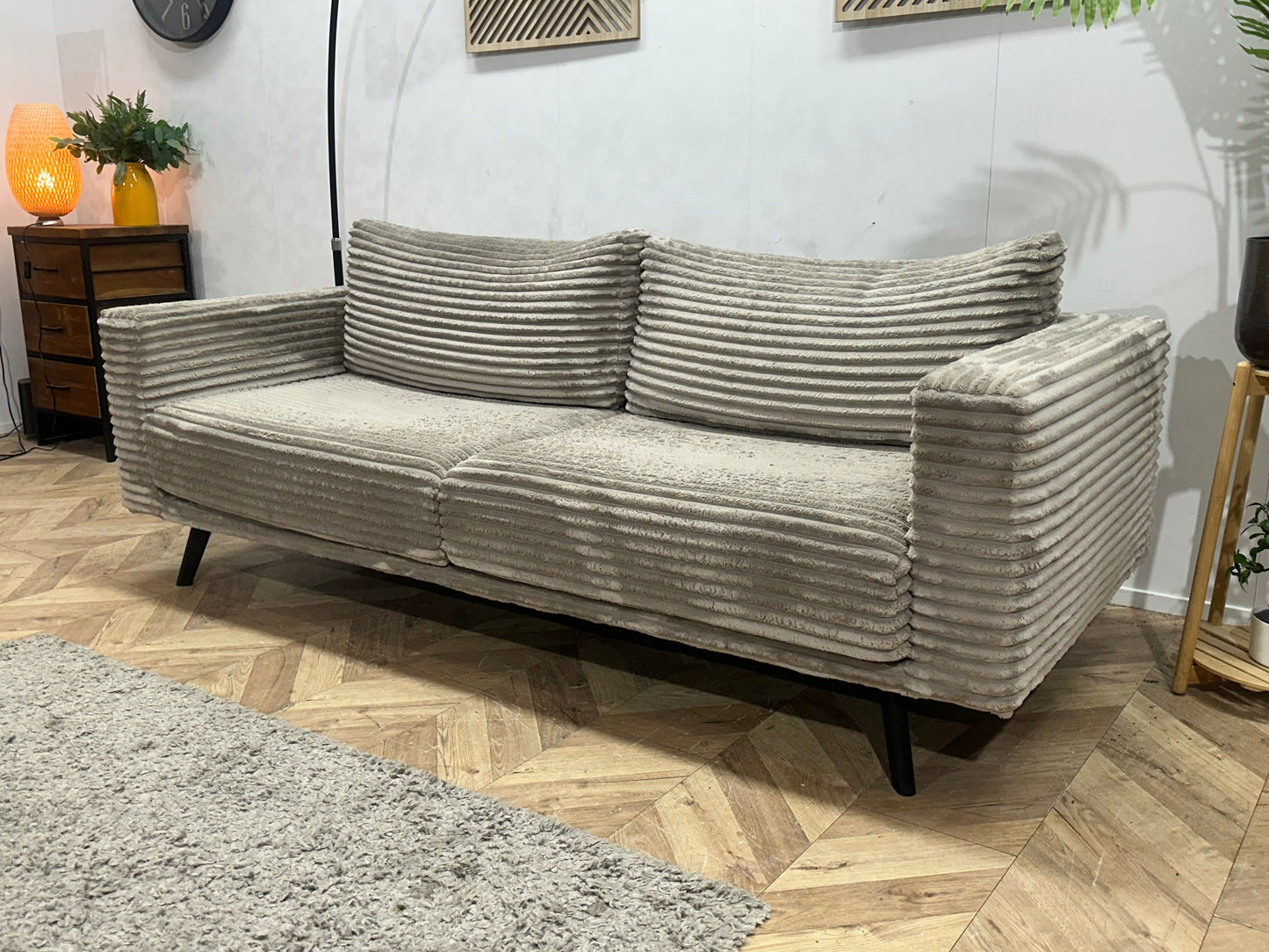 Grijze Ribstof 2.5-Zits Zetel Inc Hocker ~ Losse Kussens Met Afneembare Hoezen