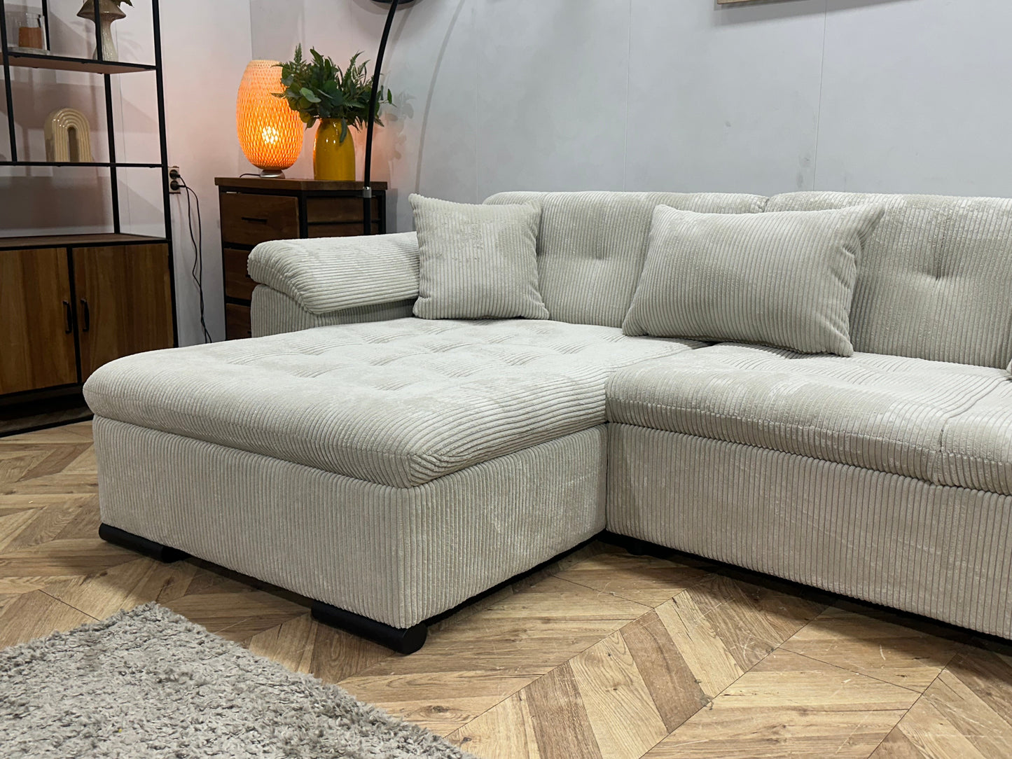 !Showroommodel! Witte Ribstof U Zetel