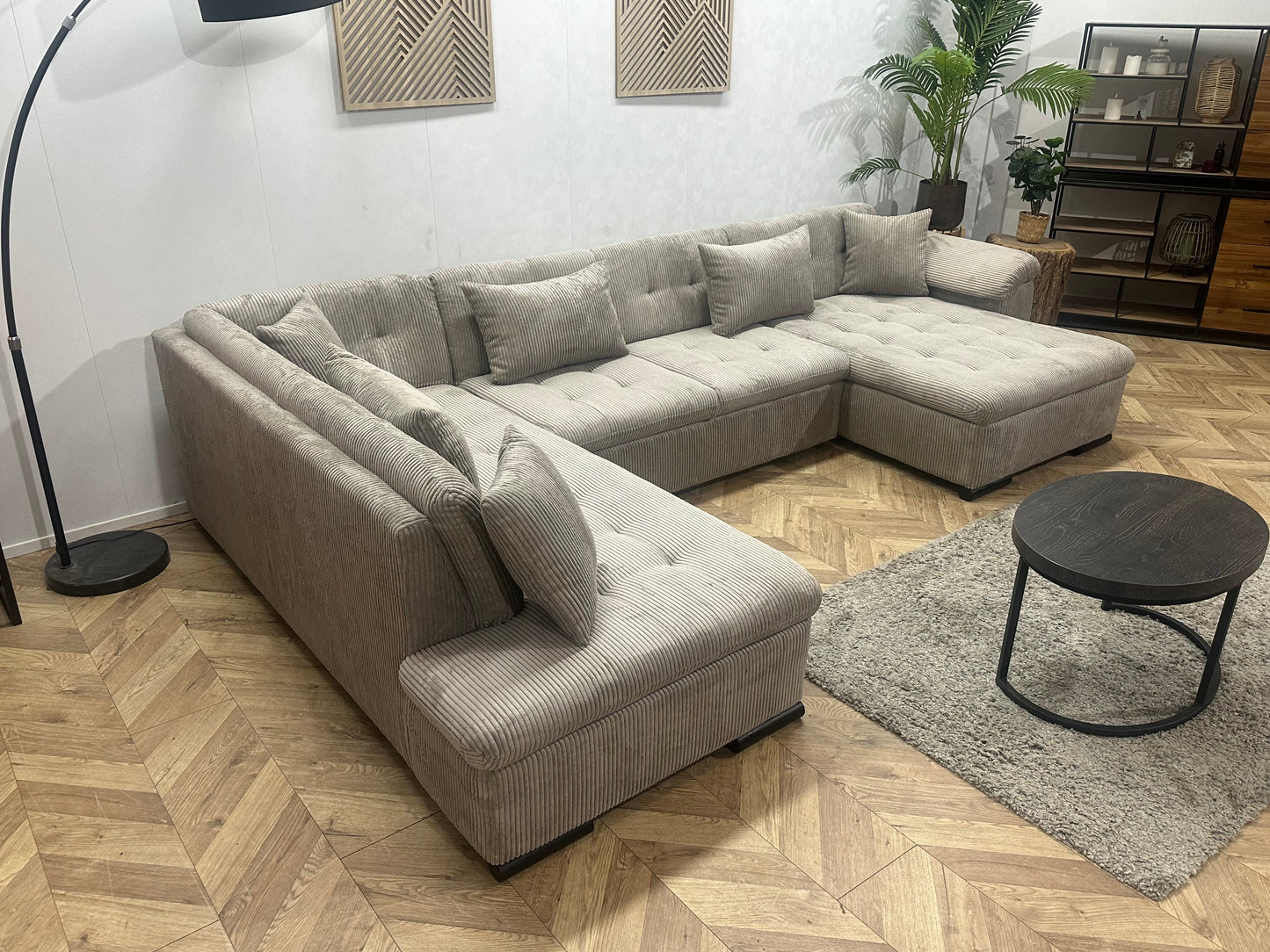 !Showroommodel! Licht Bruine Ribstof U Zetel
