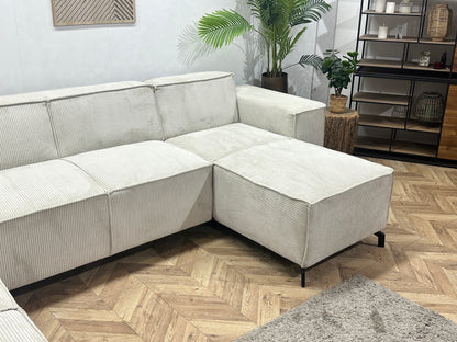 !Showroommodel! Witte Ribstof U Zetel