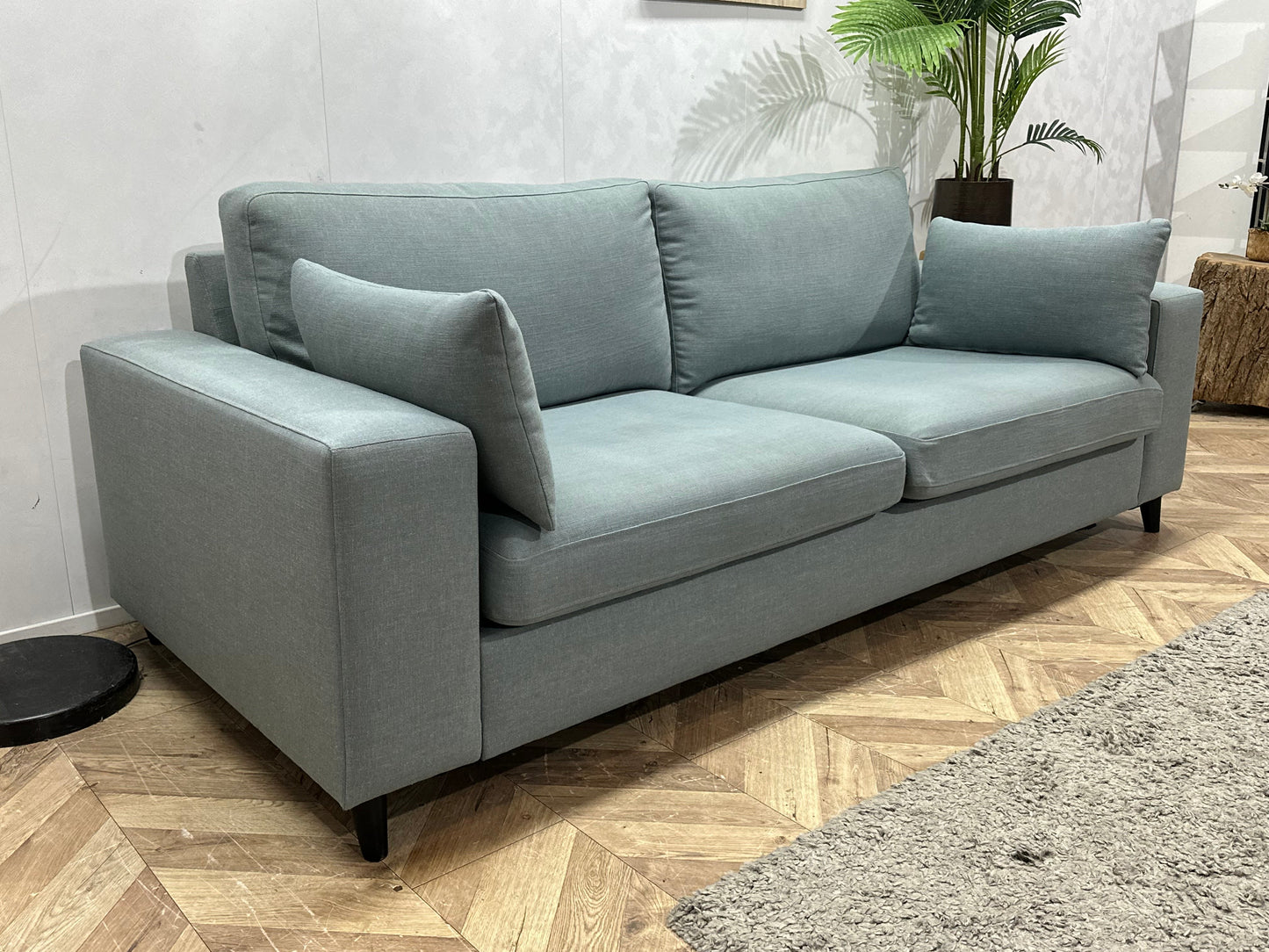 Licht Blauwe 2.5-Zits Zetel ~ Losse Kussens Met Afneembare Hoezen