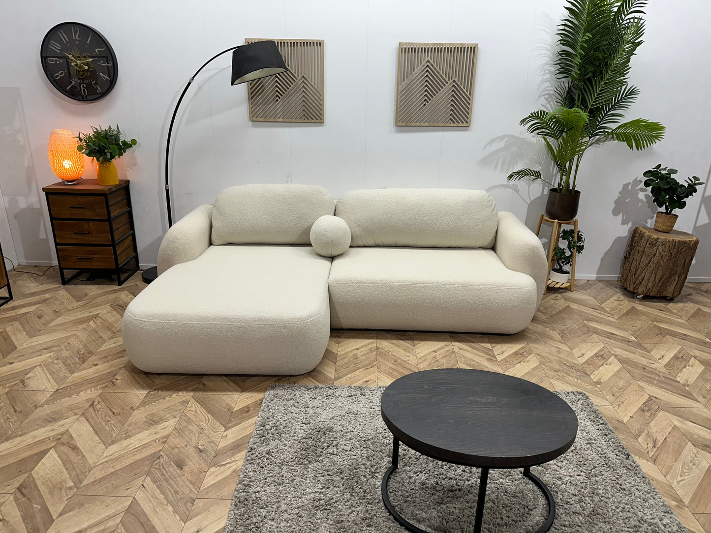 !Showroommodel! Crème Bouclé Stof Hoekzetel ~ Losse Rugkussens