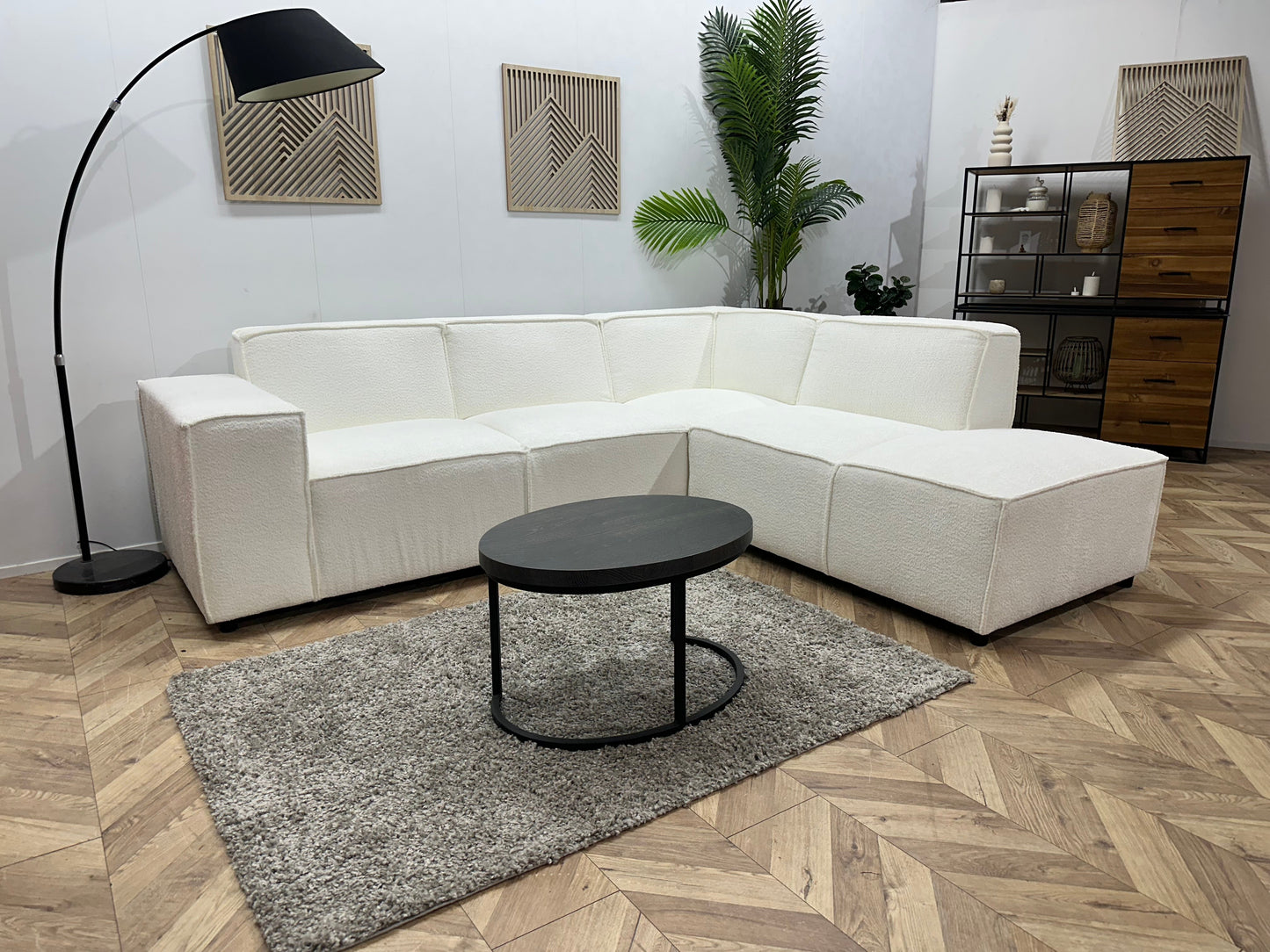 !Showroommodel! Witte Bouclé Stoffen Hoekzetel