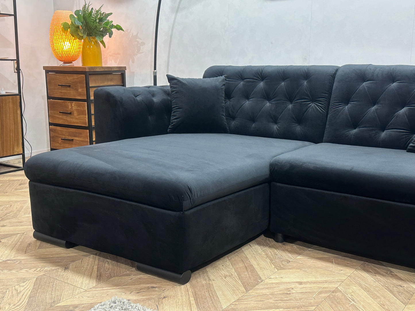 !Showroommodel! Zwarte Velvet U Zetel