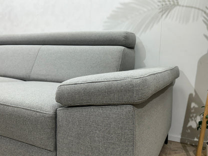 Licht Grijze Hoekzetel Inc Hocker ~ Verstelbare Arm/Hoofdsteunen