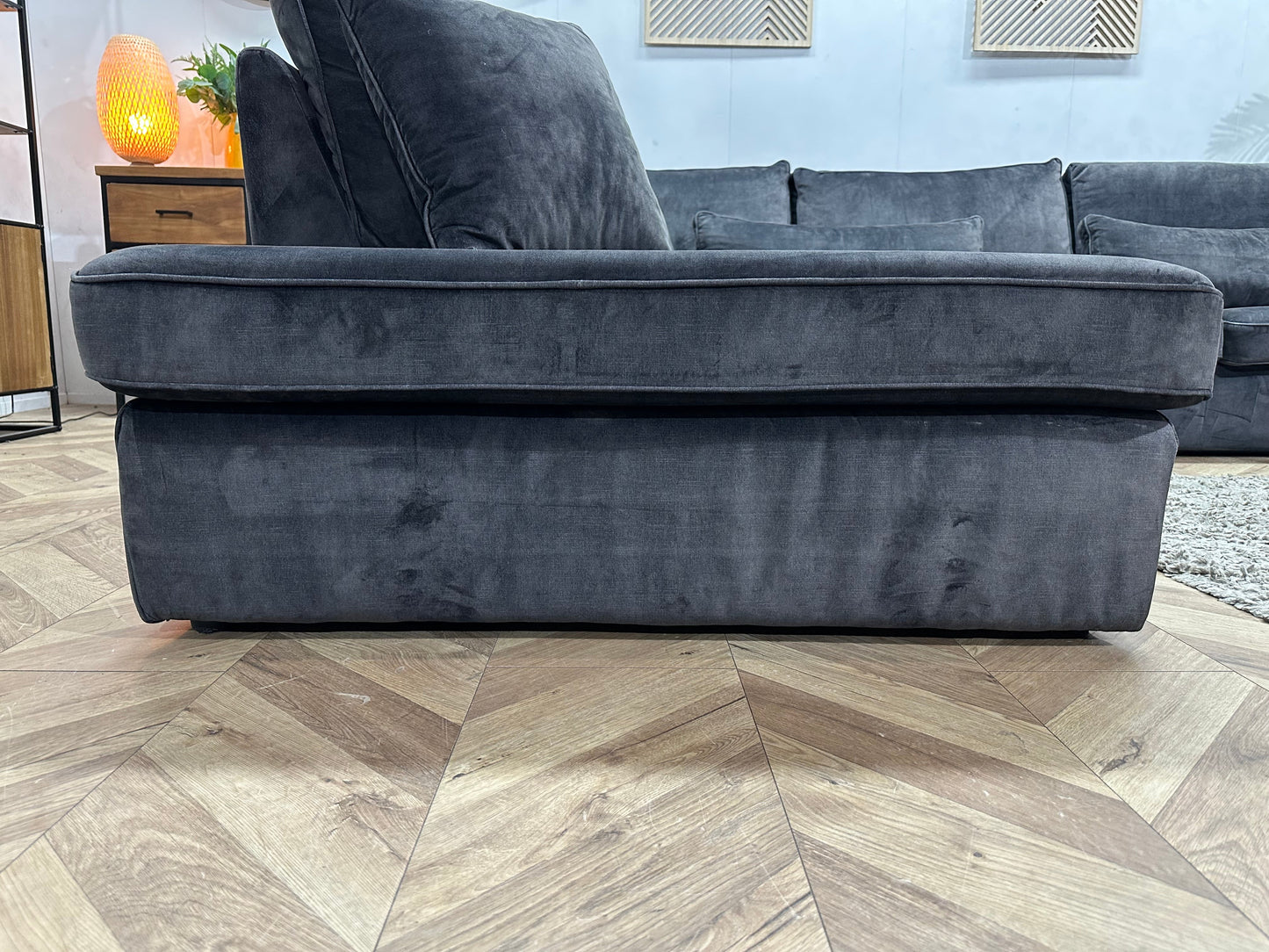 Antraciet Velvet Hoekzetel ~ Losse Kussens Met Afneembare Hoezen