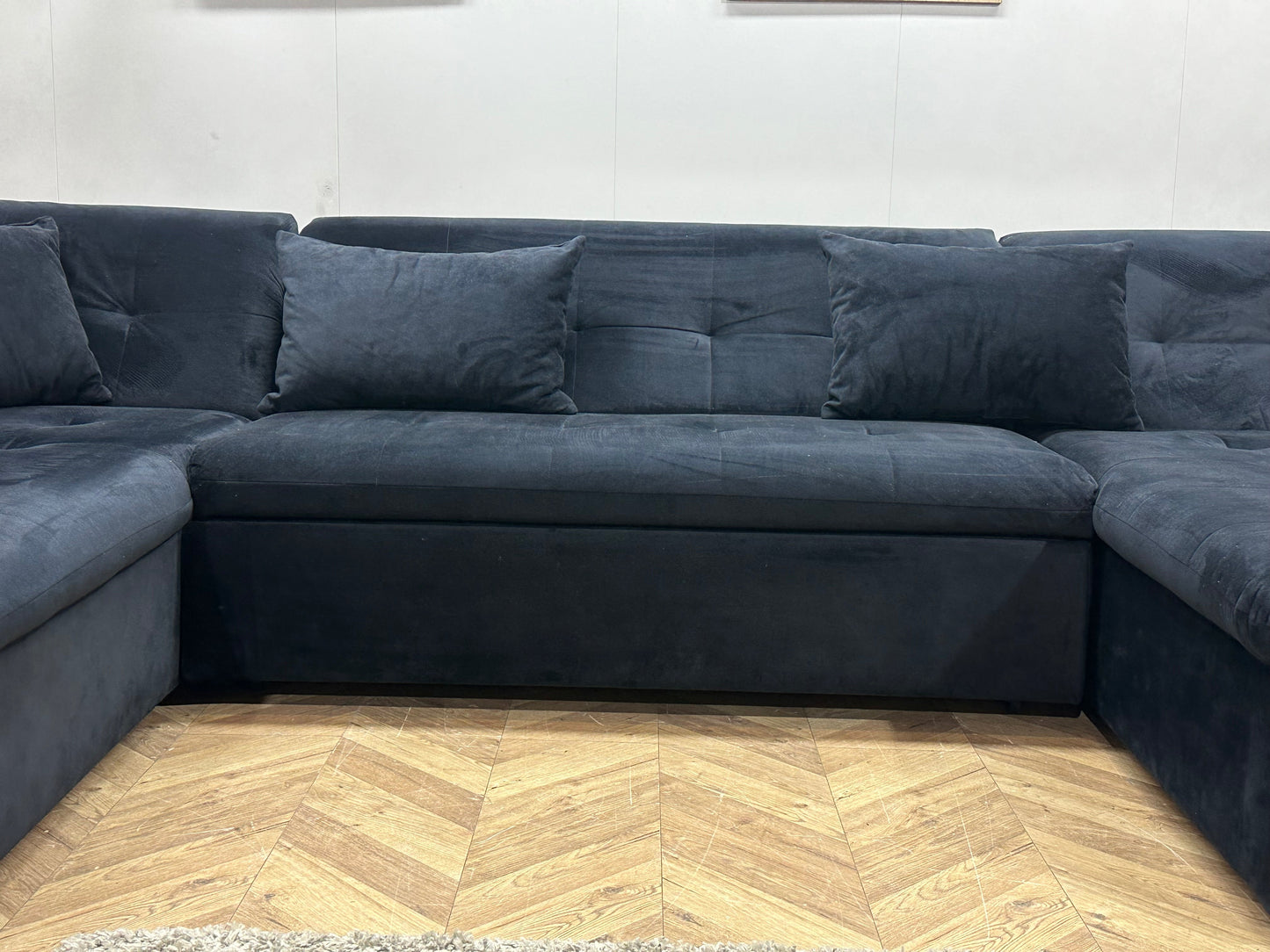 !Showroommodel! Zwarte Velvet U Zetel