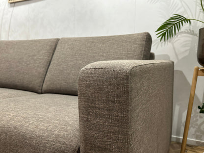 Bruine 2.5-Zits Zetel Inc Hocker ~ Losse Rugkussens Met Afneembare Hoezen