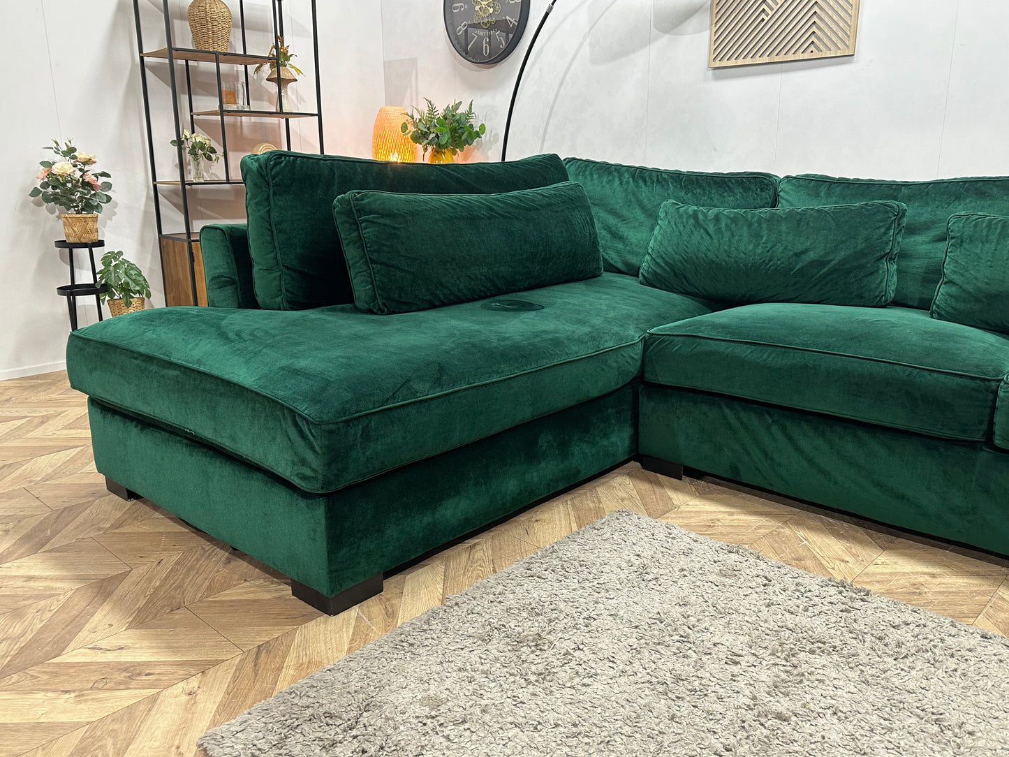 Groene Velvet Hoekzetel ~ Losse Kussens Met Afneembare Hoezen