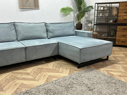 Licht Blauwe U Zetel ~ Losse Rugkussens Met Afneembare Hoezen