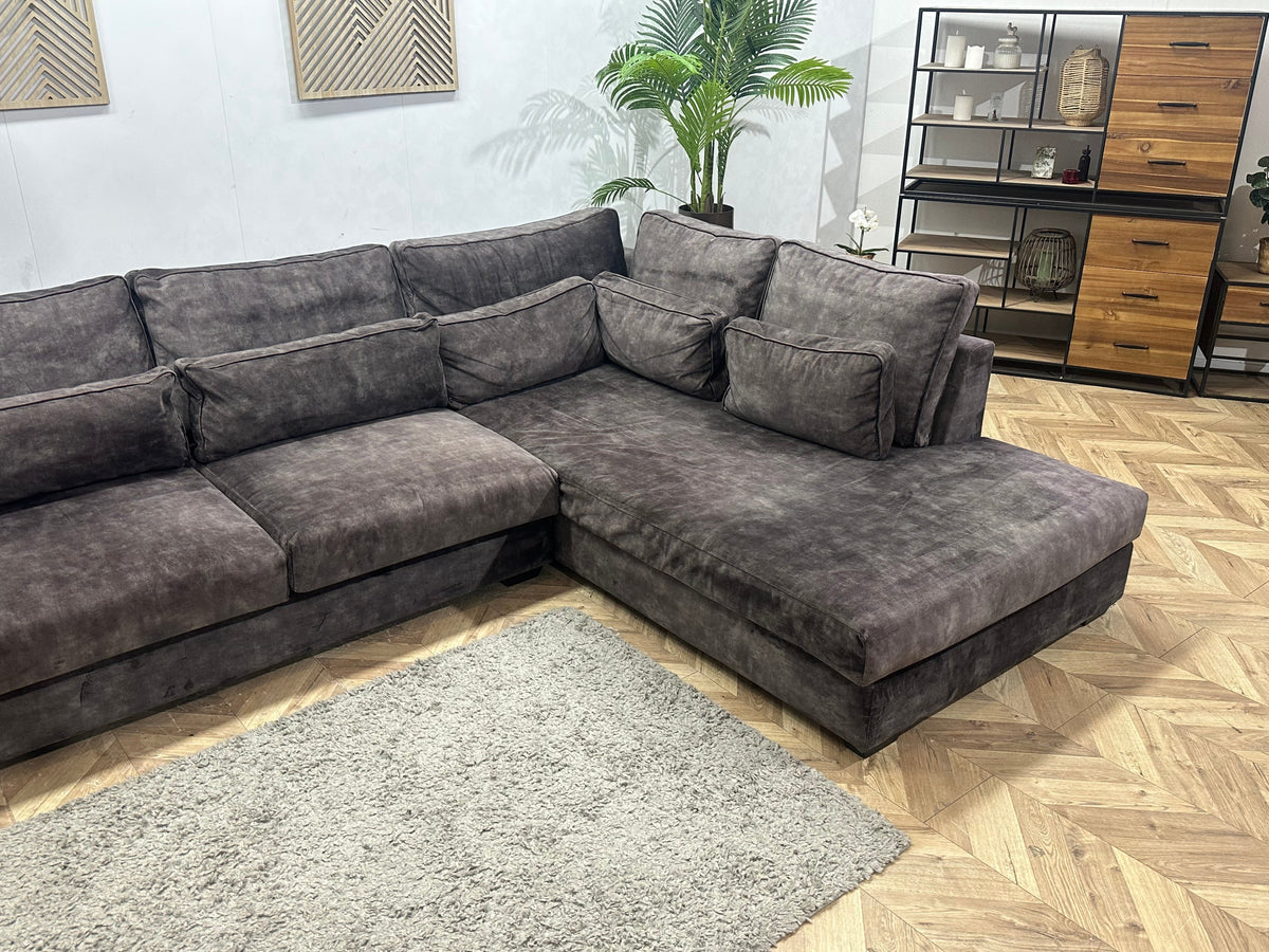 Antraciet Velvet Hoekzetel ~ Losse Kussens Met Afneembare Hoezen