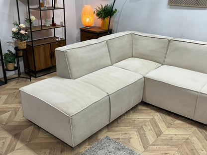 !Showroommodel! Crème Suède Stoffen U Zetel