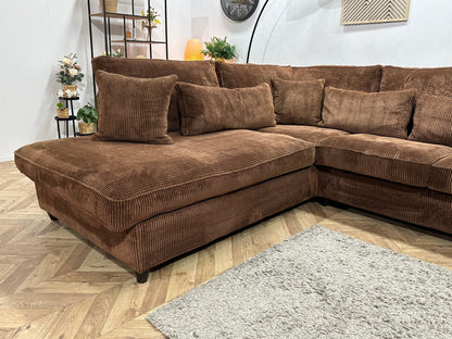 Bruine Ribstof Hoekzetel ~ Losse Kussens Met Afneembare Hoezen