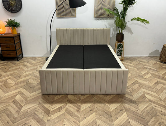 !Showroommodel! Beige Velvet Boxspring Inc Topper