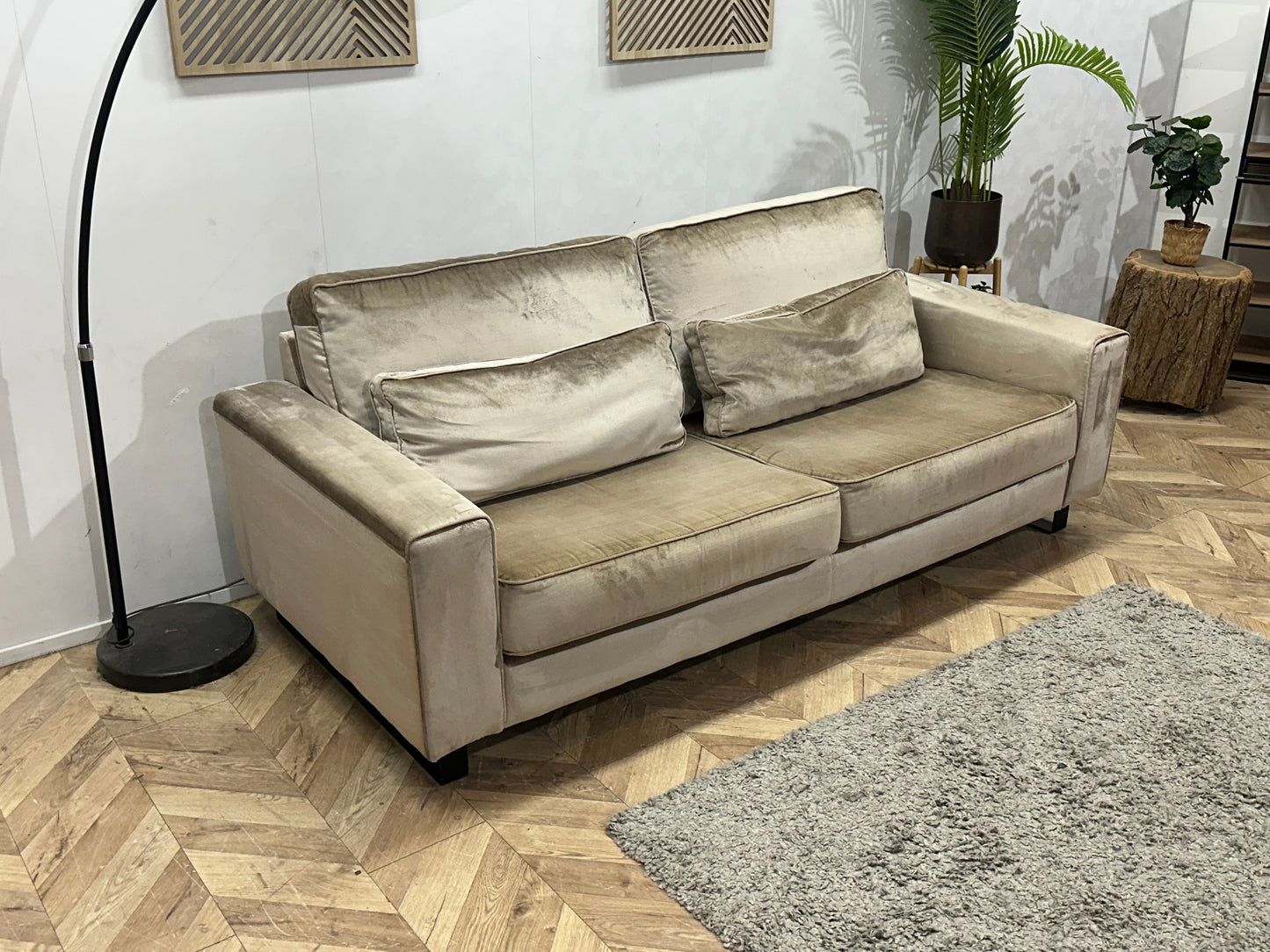 Licht Grijze / Beige Velvet 2.5-Zits Zetel ~ Losse Kussens Met Afneembare Hoezen