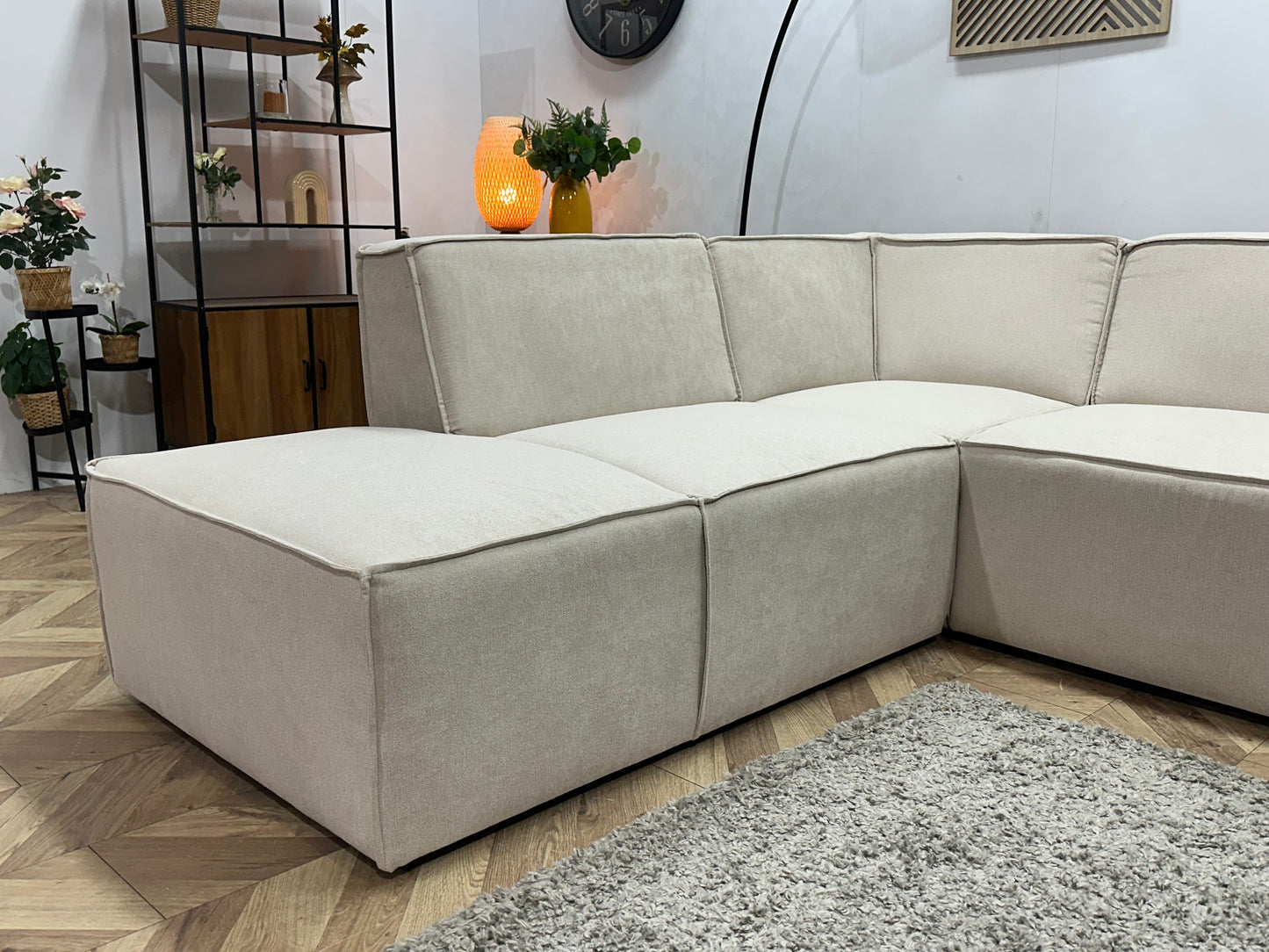 !Showroommodel! Crème Suède Stoffen Hoekzetel