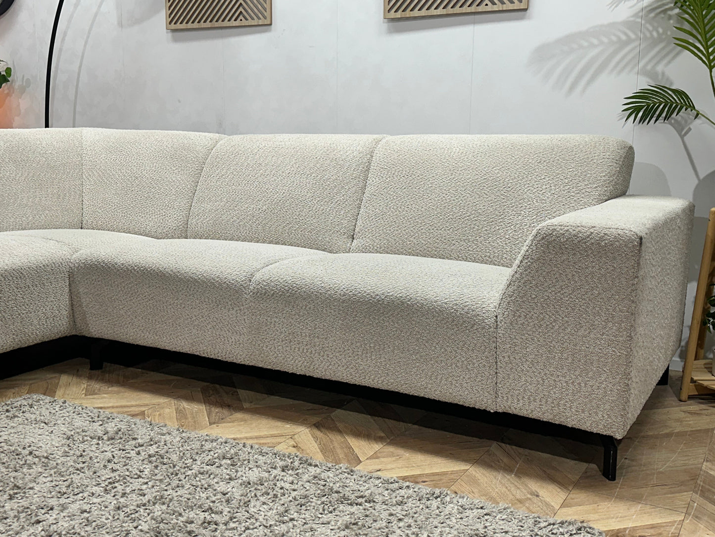 !Showroommodel! Witte/Crème Bouclé Stoffen Hoekzetel