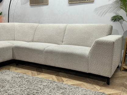 !Showroommodel! Witte/Crème Bouclé Stoffen Hoekzetel