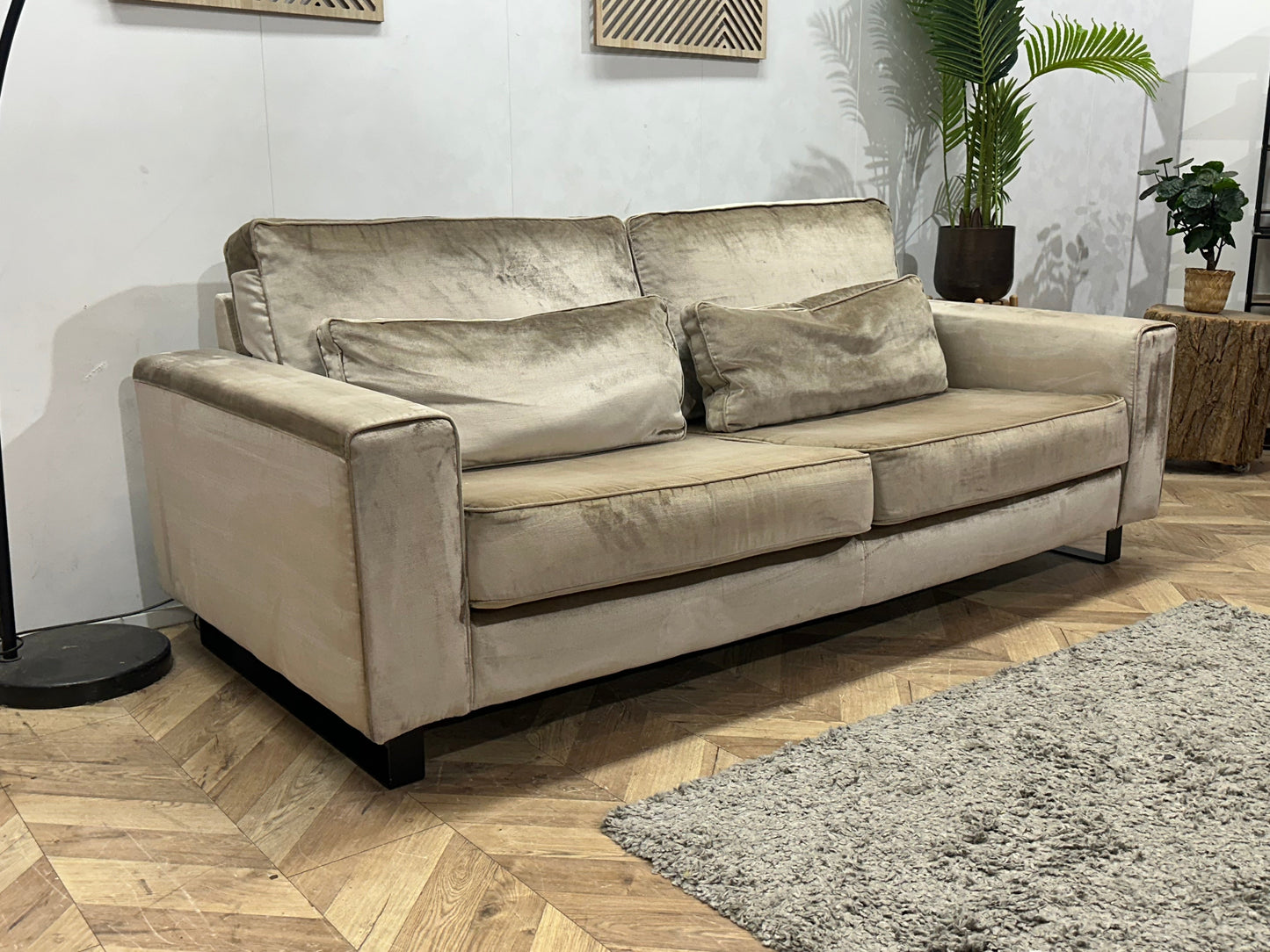 Licht Grijze / Beige Velvet 2.5-Zits Zetel ~ Losse Kussens Met Afneembare Hoezen