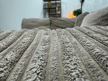 Beige Ribstof Hoekzetel ~ Losse Kussens Met Afneembare Hoezen
