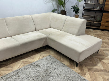 !Showroommodel! Crème Suède Stoffen Hoekzetel