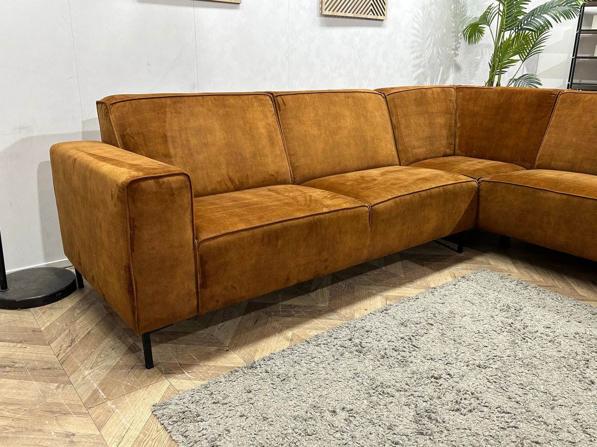 Cognac Bruine Velvet Hoekzetel ~ Vaste Kussens