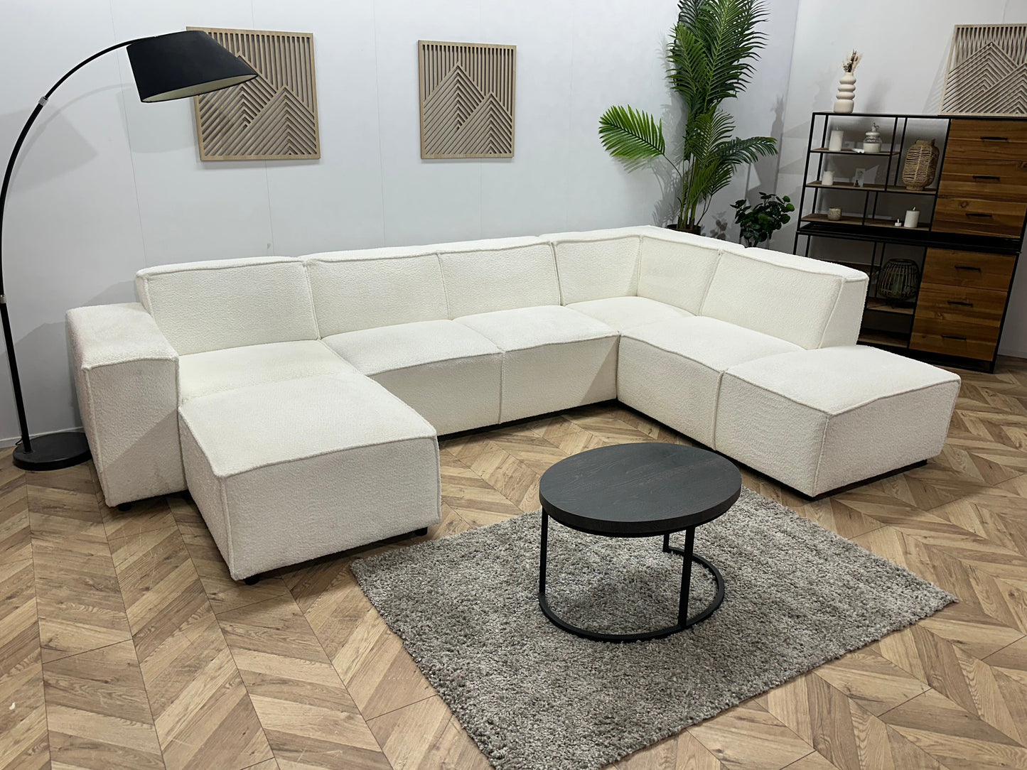 !Showroommodel! Witte Bouclé Stoffen U Zetel