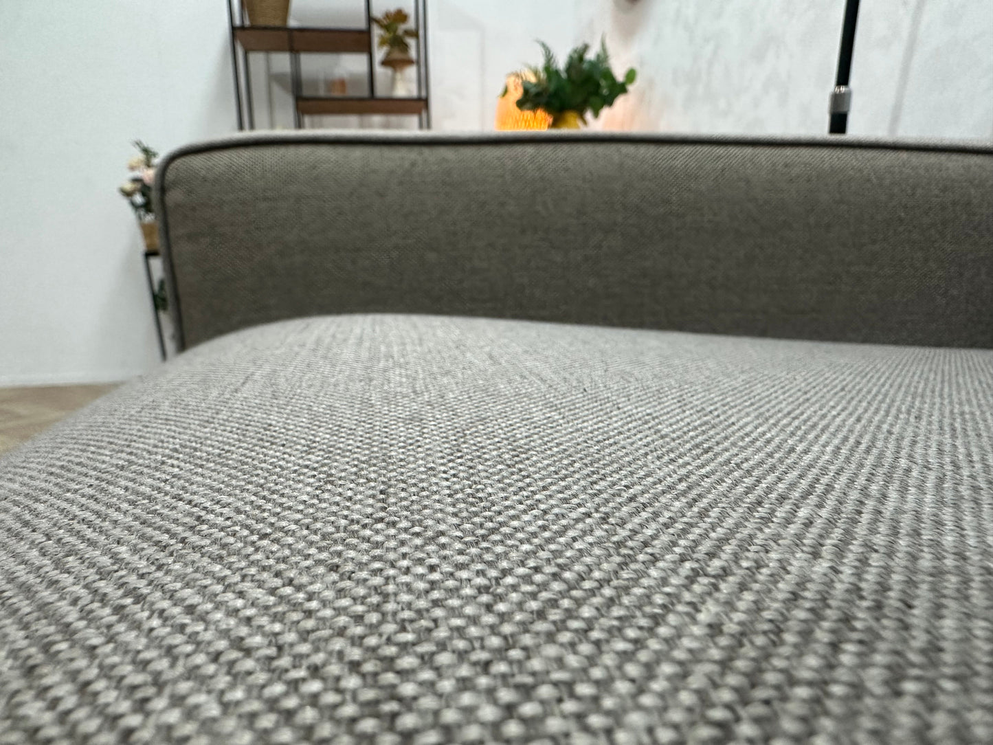 Trendhoppper Licht Grijze Fauteuil ~ Losse Kussens Met Afneembare Hoezen