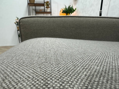 Trendhoppper Licht Grijze Fauteuil ~ Losse Kussens Met Afneembare Hoezen
