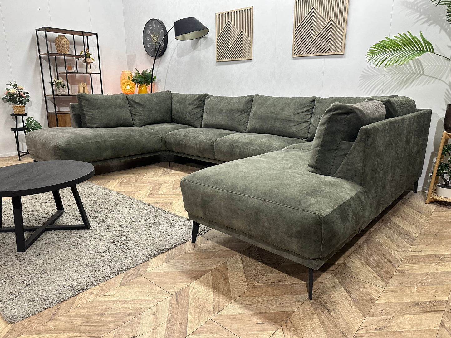 Groene Velvet U Zetel ~ Nieuwstaat