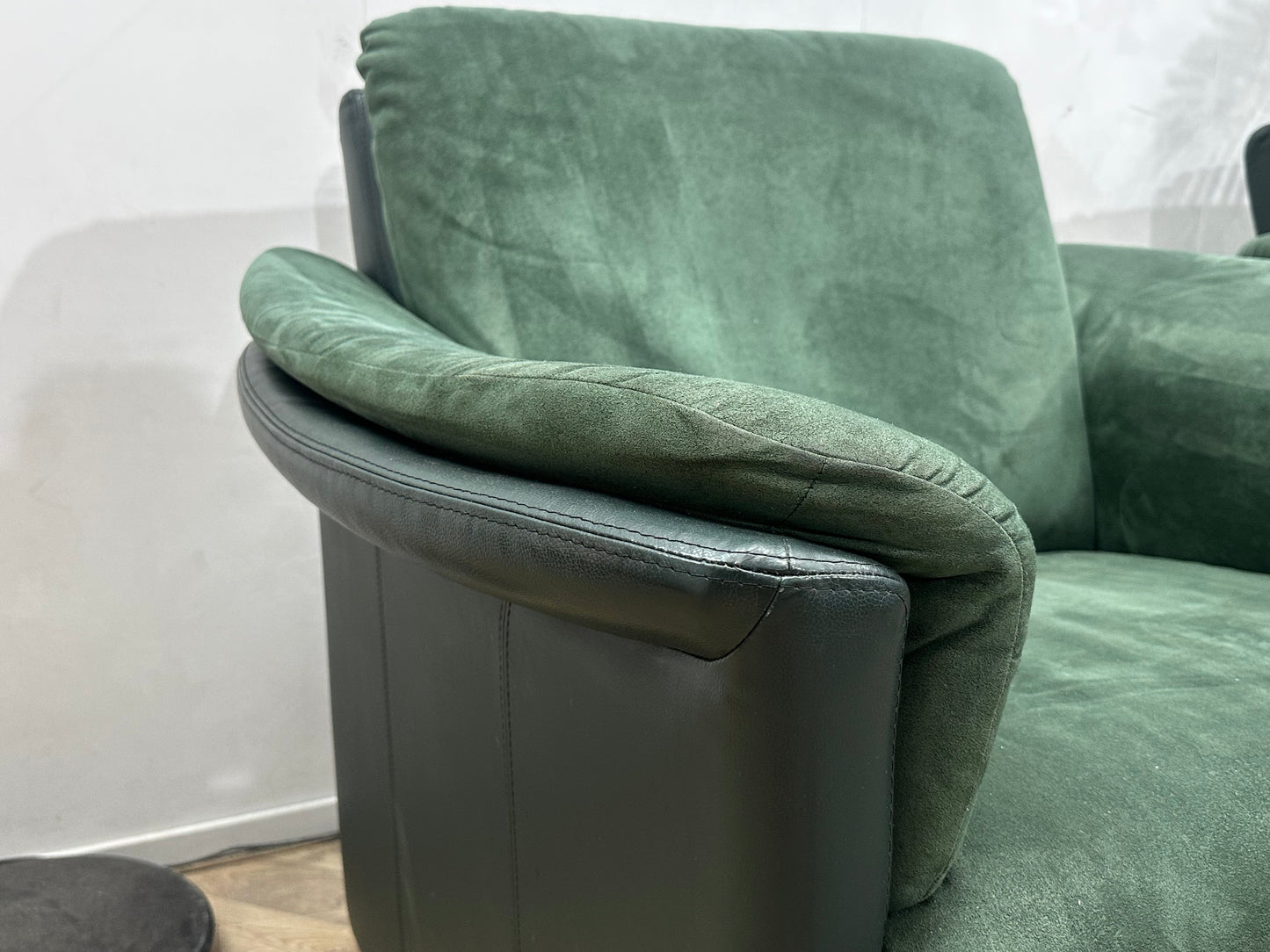 Groene Suède Stoffen/ Echt lederen Fauteuils ~ Vaste Kussens