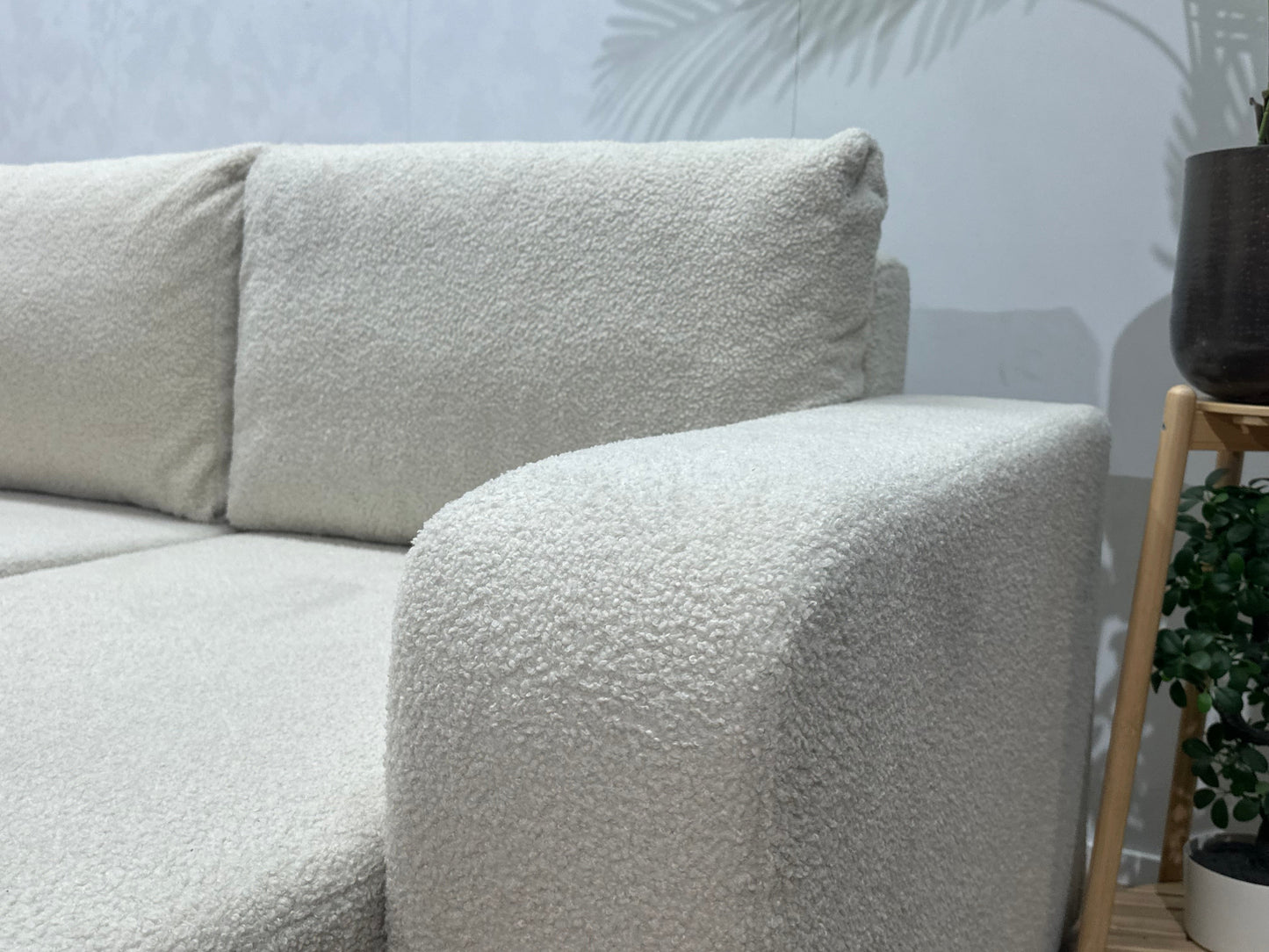 !Showroommodel! Witte Bouclé Stoffen U Zetel ~ Slaapfunctie