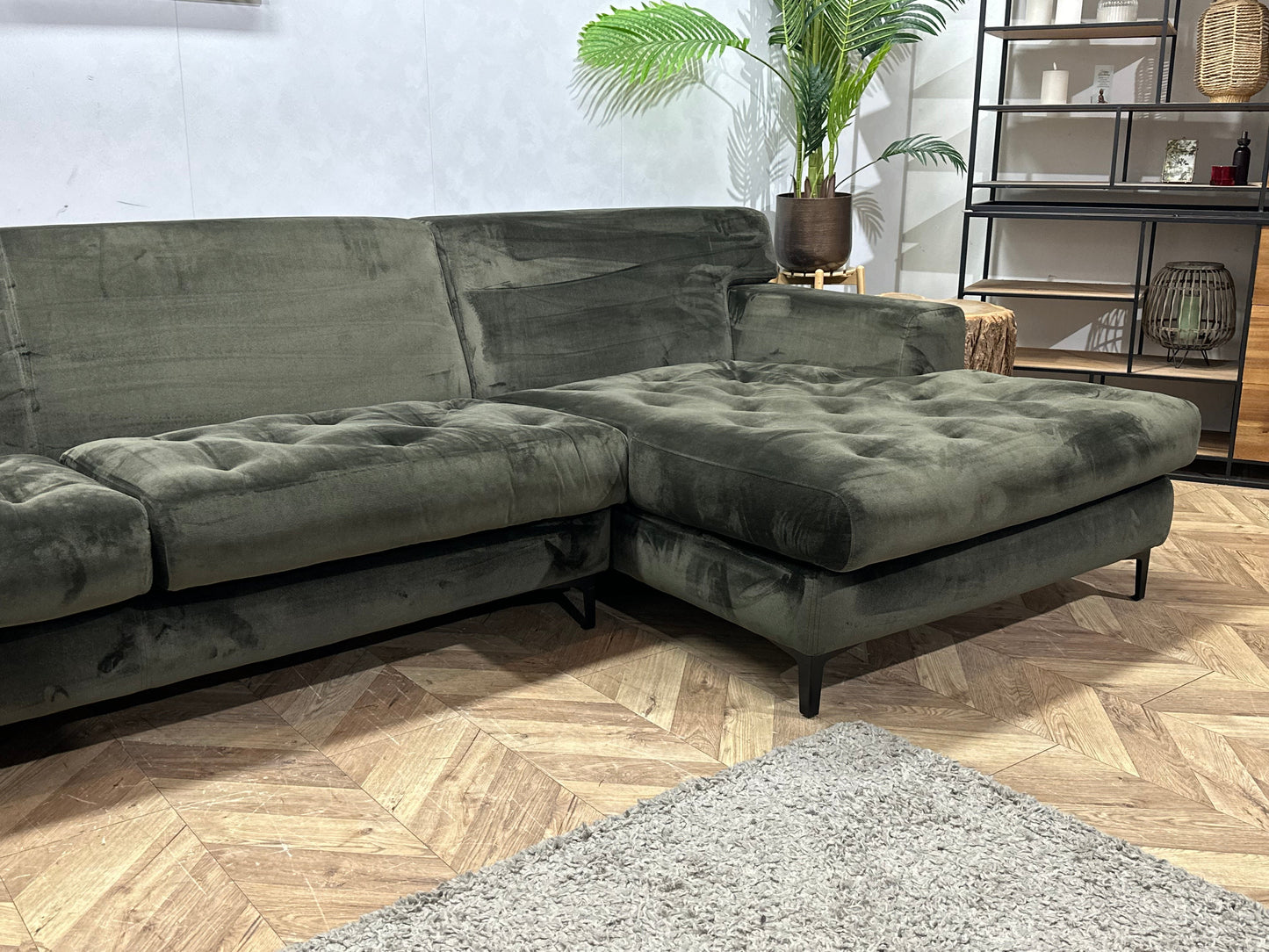 Donker Groene Velvet U Zetel ~ Nieuwstaat