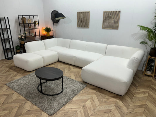 !Showroommodel! Witte Bouclé U Zetel