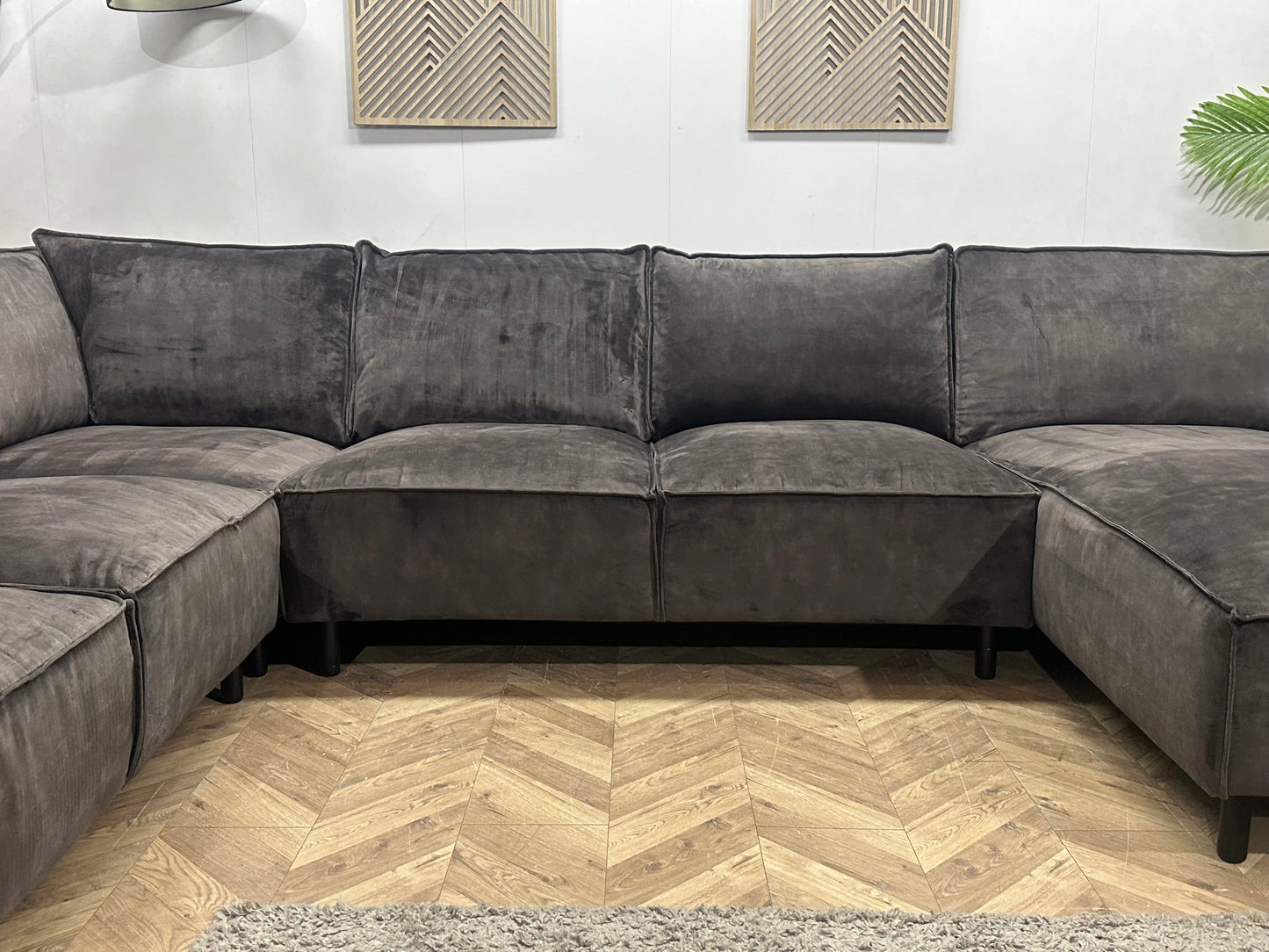 Antraciet Velvet U Zetel ~ Nieuwstaat