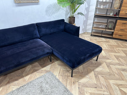 Blauwe Velvet Hoekzetel ~ Losse Rugkussens Met Afneembare hoezen