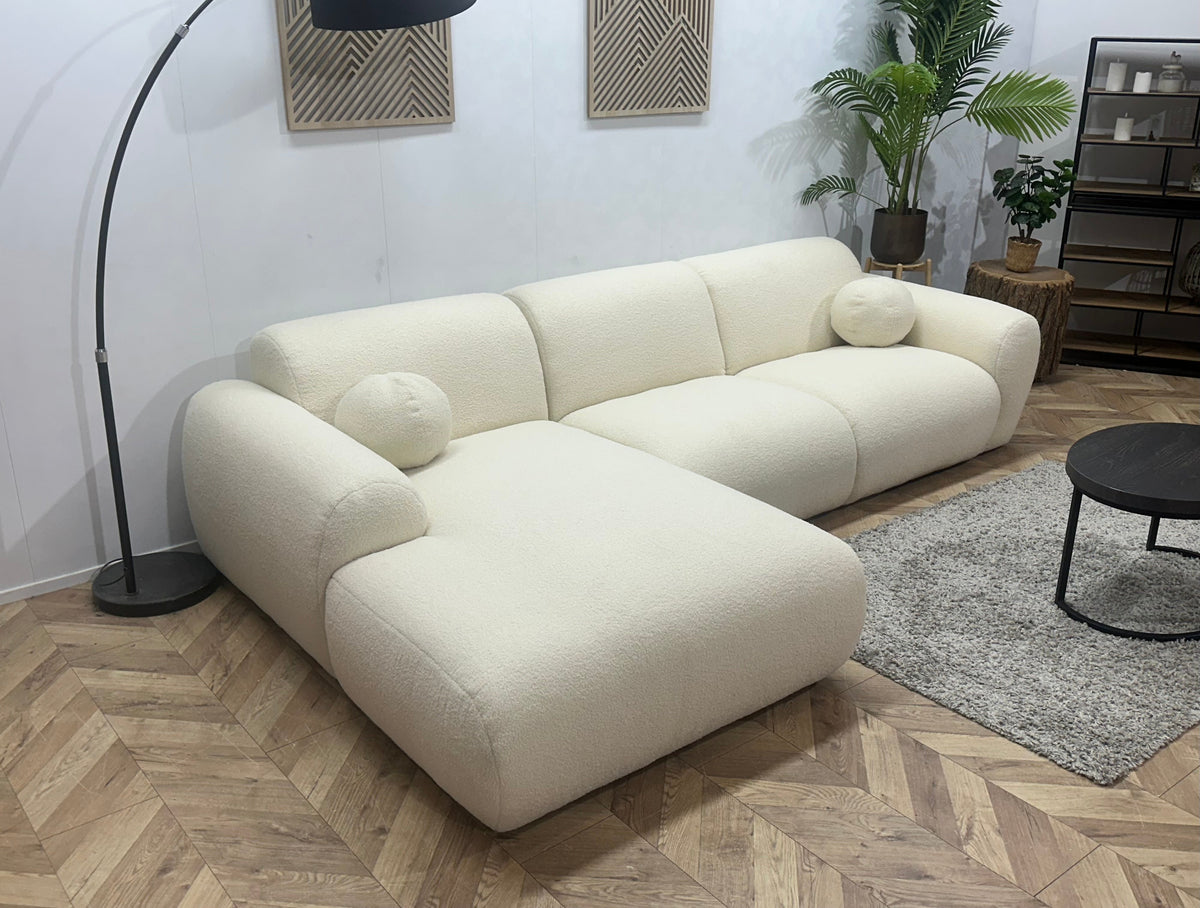 !Showroommodel! Witte Bouclé Stoffen Hoekzetel