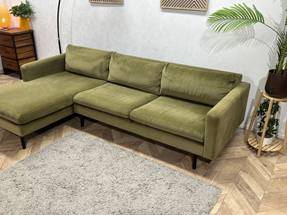 Groene Velvet Hoekzetel ~ Losse Kussens Met Afneembare Hoezen