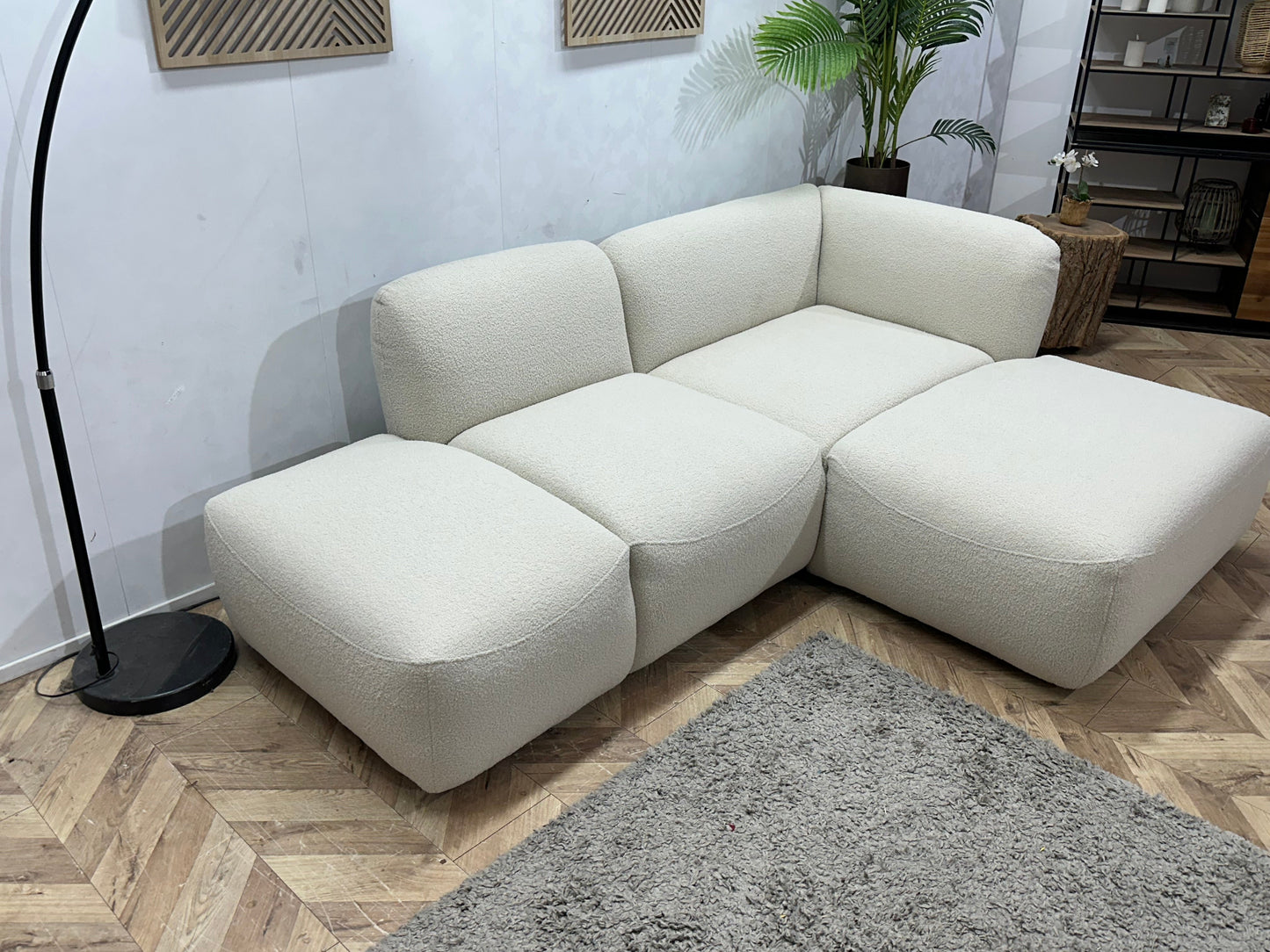 Witte Bouclé Stoffen Hoekzetel ~ Nieuwstaat