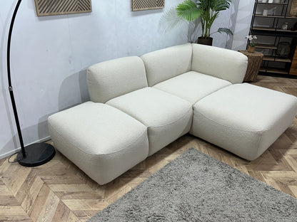 Witte Bouclé Stoffen Hoekzetel ~ Nieuwstaat