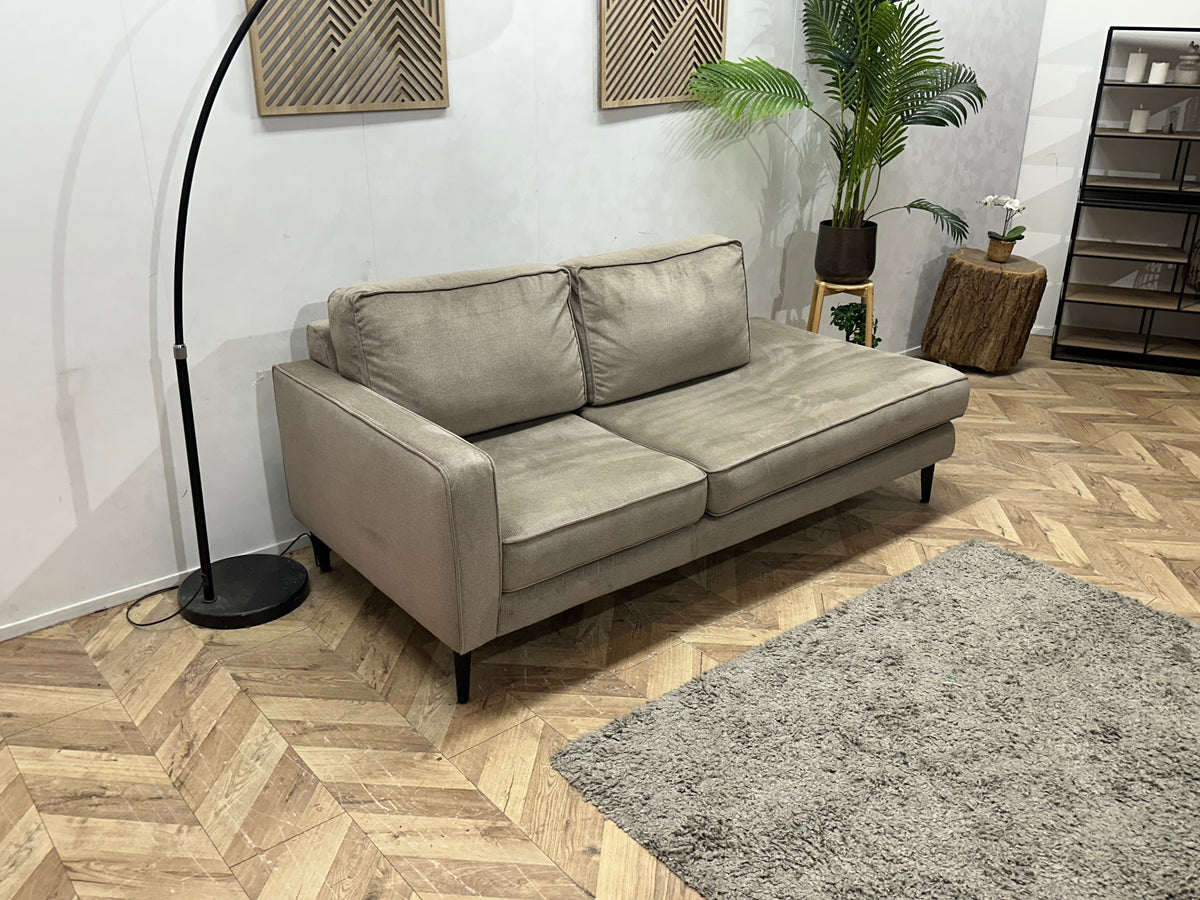Grijze Velvet Design Zetel ~ Losse Kussens Met Afneembare Hoezen
