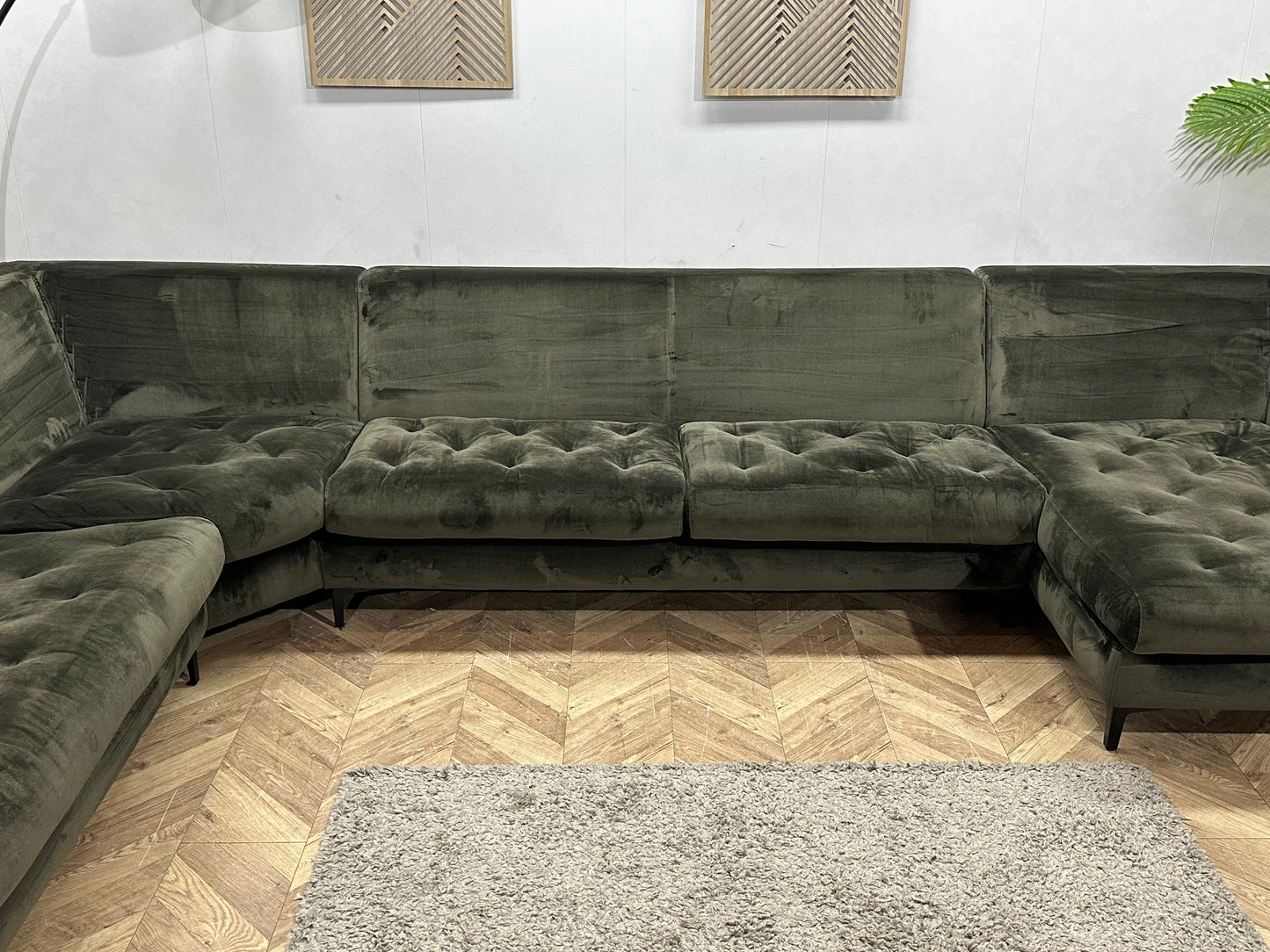 Donker Groene Velvet U Zetel ~ Nieuwstaat