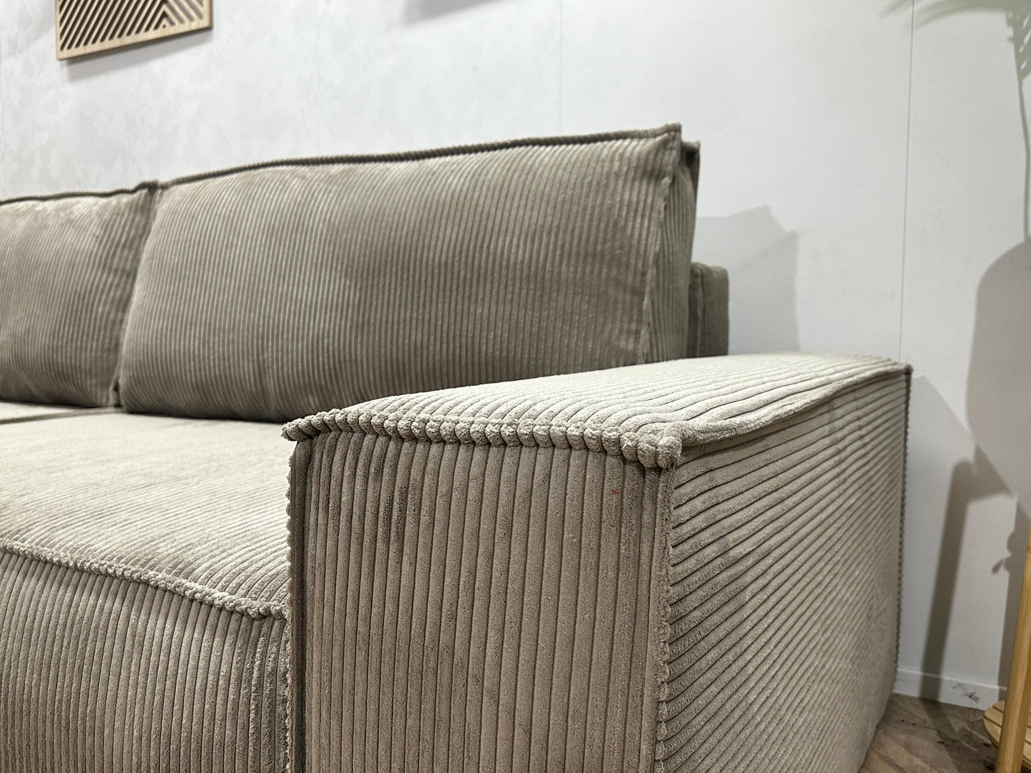 !Showroommodel! Licht Bruine Ribstof 2.5-Zits Zetel ~ Slaapfunctie