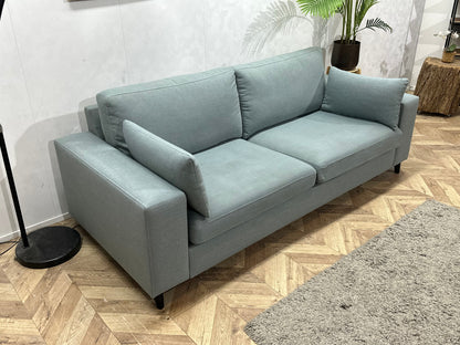 Licht Blauwe 2.5-Zits Zetel ~ Losse Kussens Met Afneembare Hoezen